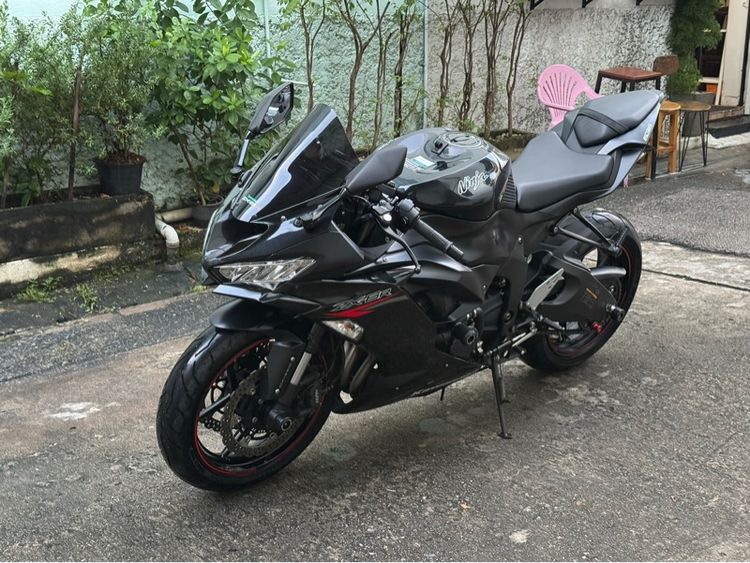 Kawasaki zx-6r รูปที่ 2