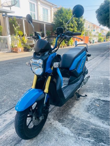 zoomer x รูปที่ 2