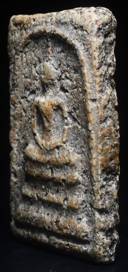 พระสมเด็จ พิมพ์ใหญ่ เนื้อแห้งๆ สภาพเก่า ครับ รูปที่ 3