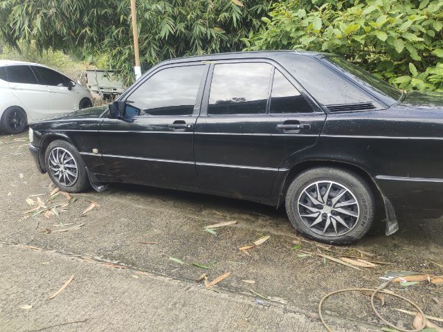 Mercedes-Benz E-Class 1994 W211 Sedan เบนซิน LPG เกียร์อัตโนมัติ ดำ รูปที่ 4