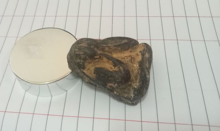 พระปิดตาเก่าไม่ทราบที่ รูปที่ 2