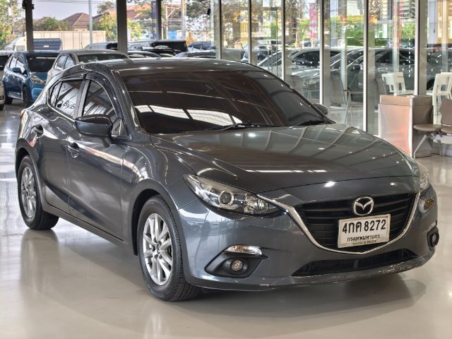 รถ Mazda Mazda3 2.0 C Sports สี เทา