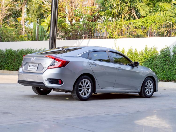 Honda Civic 2016 1.8 E i-VTEC Sedan เบนซิน ไม่ติดแก๊ส เกียร์อัตโนมัติ เงิน รูปที่ 4