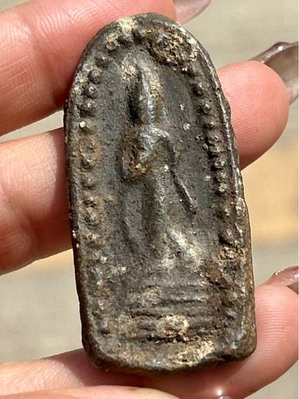 พระไม่ทราบที่