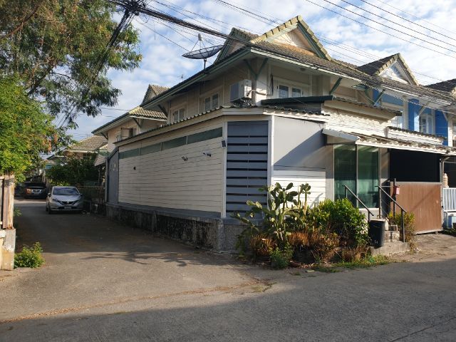 ทาวน์เฮ้าส์หลังมุม  รูปที่ 3