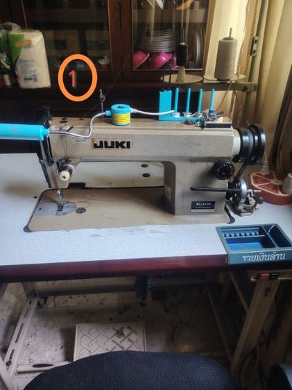 จักรจูก​ิ2ตัว​ ตัวแรก​ 1800 ตัวสอง​ 1600  ใช้งานได้ปกติ​มาลองเย็บได้เลย​ ขอคนสะดวกมา​รับ​นะครับ​ รามคำแหง118
