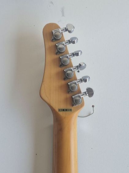 ขายกีต้ารไฟฟ้า ยี่ห้อ whashburn รุ่น MG300-B รูปที่ 8