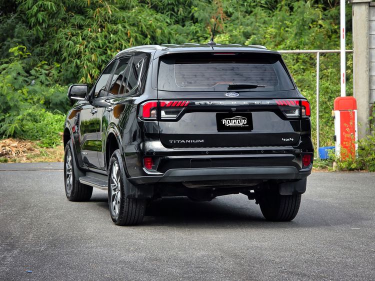 Ford Everest 2022 2.0 Titanium Plus 4WD Utility-car ดีเซล ไม่ติดแก๊ส เกียร์อัตโนมัติ ดำ รูปที่ 2