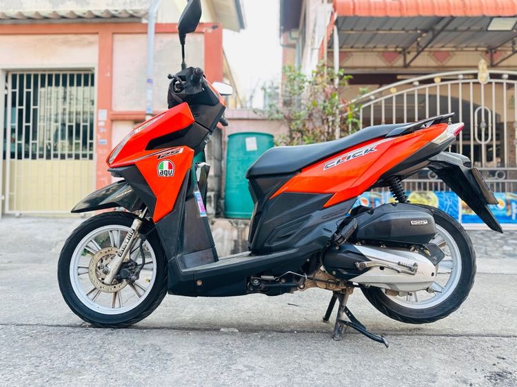 2016 Click125i รับแลกเทิน เล่มชุดโอนครบ ภาษีไม่ขาด รูปที่ 2