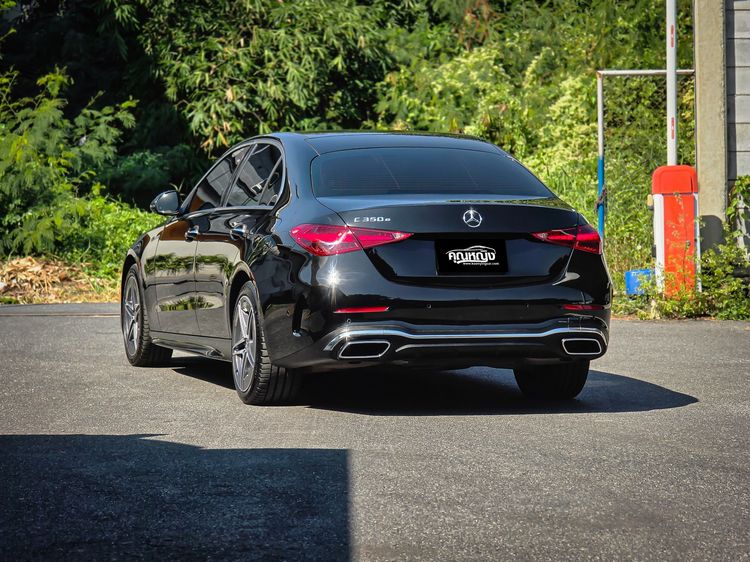 Mercedes-Benz C-Class 2023 C350 Sedan ปลั๊กอินไฮบริด (PHEV) ไม่ติดแก๊ส เกียร์อัตโนมัติ ดำ รูปที่ 2