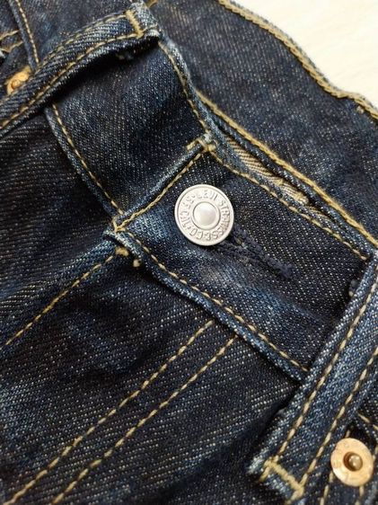 3.Levi's 501 รูปที่ 4