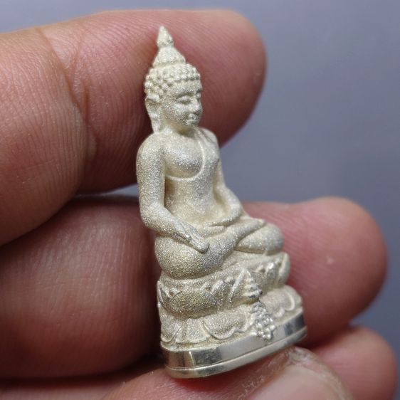 พระกริ่งไพรีพินาศ ญสส กาญจนาภิเษกครองราช ๕๐ ปี เนื้อเงินขัดเงาพ่นทราย พิมพ์ใหญ่ วัดบวรนิเวศวิหาร พ.ศ.2538 พร้อมกล่องเดิม รูปที่ 5