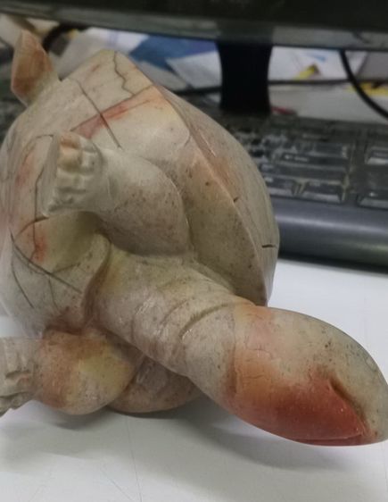 3020-ของหายากครับ เต่าเนื้อหินแกะ หลวงพ่อสนิท วัดลำบัวลอย ตัวใหญ่มาก มีน้ำหนัก ขนาดกว้างยาว 4x7 นิ้ว สูงรวมประมาณ 4 นิ้ว รูปที่ 3