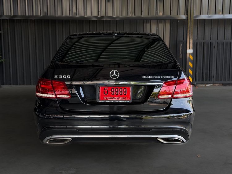Mercedes-Benz E-Class 2013 E300 Sedan ไฮบริด ไม่ติดแก๊ส เกียร์อัตโนมัติ ดำ รูปที่ 4