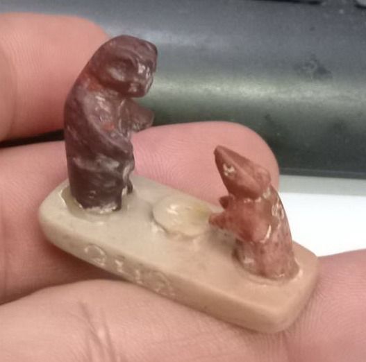 3023-หนูกับแมวเนื้อหินแกะ หลวงพ่อสนิท วัดลำบัวลอย ขนาดจิ๋ว ขนาดความยาวสุด 3.5  ซม สูง 3 ซม รูปที่ 3