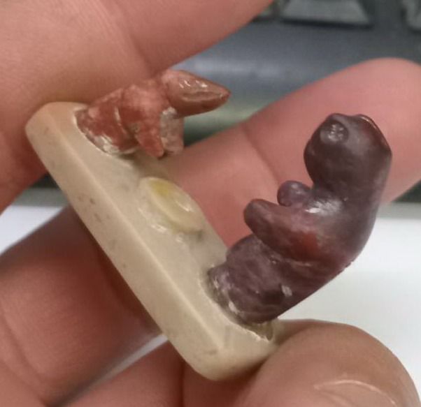 3023-หนูกับแมวเนื้อหินแกะ หลวงพ่อสนิท วัดลำบัวลอย ขนาดจิ๋ว ขนาดความยาวสุด 3.5  ซม สูง 3 ซม รูปที่ 7