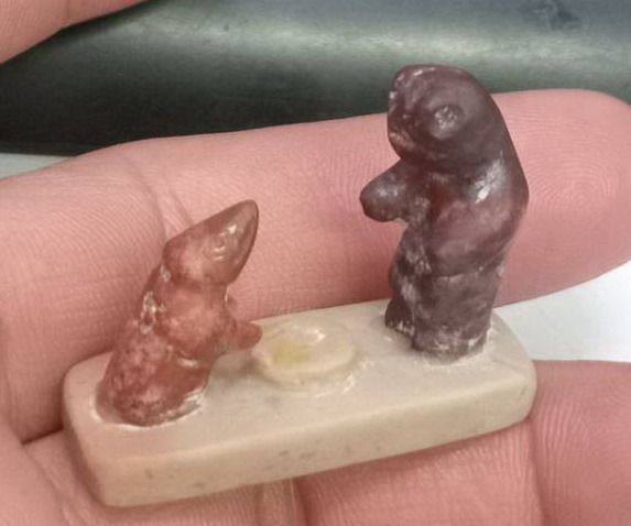 3023-หนูกับแมวเนื้อหินแกะ หลวงพ่อสนิท วัดลำบัวลอย ขนาดจิ๋ว ขนาดความยาวสุด 3.5  ซม สูง 3 ซม รูปที่ 4