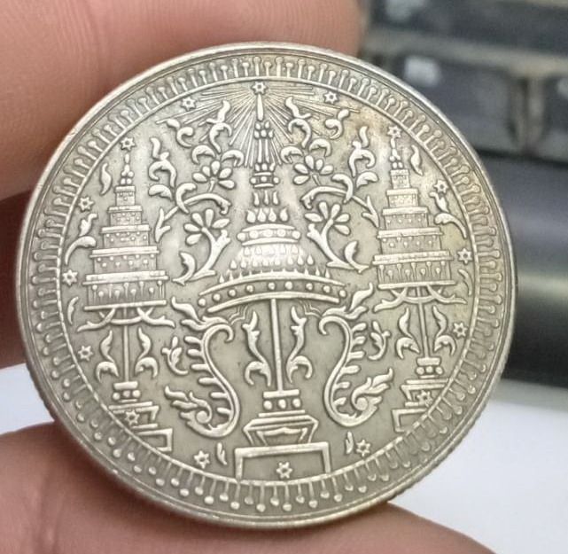 3024-เหรียญที่ระลึกเพื่อการสะสม เหรียญมหาวชิราวุธ สยามมินทร์ หลังชางธรรมจักร ขนาดเส้นผ่าศูนย์กลางประมาณ 3.8 ซม รูปที่ 2