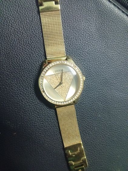 นาฬิกา guess 