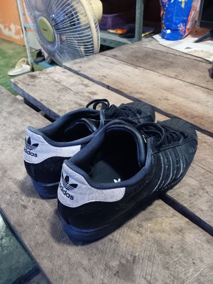 รองเท้ามือสอง รูปที่ 6