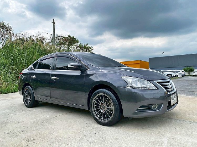 รถ Nissan Sylphy 1.6 V สี เทา