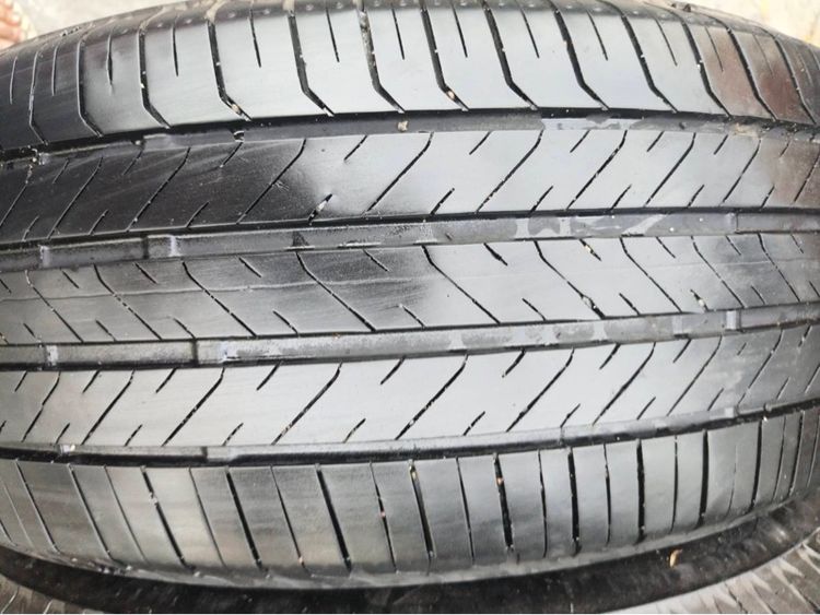 ยาง Bridgestone HL001 235 60 18 ปี 25 ชุดละ 6,000 บาทครับ รูปที่ 3