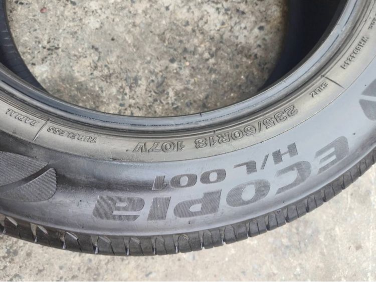ยาง Bridgestone HL001 235 60 18 ปี 25 ชุดละ 6,000 บาทครับ รูปที่ 12