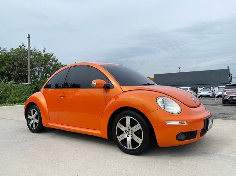 รถ Volkswagen Beetle 2.0 TDi สี ส้ม