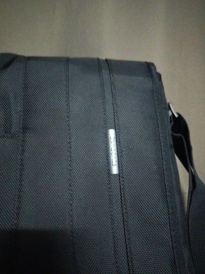 กระเป๋าใส่ laptop แบรนด์  Samsonite รูปที่ 4