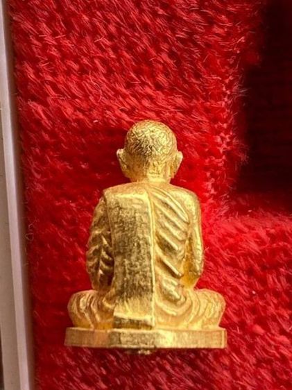 พระรูปหล่อทองคำ รูปที่ 7
