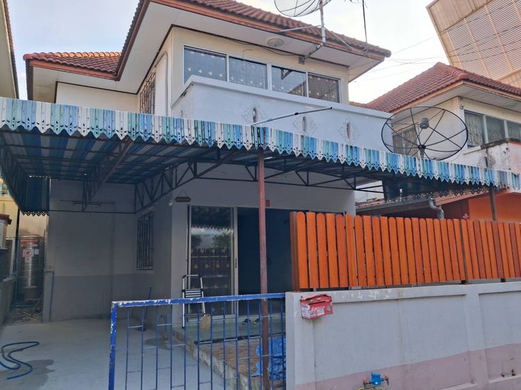 ให้เช่า บ้านเดี่ยว 2 ชั้น 3 นอน 2 น้ำ ตรงข้ามตลาดเวิลด์มาร์เก็ต ติดสนามหลวง 2