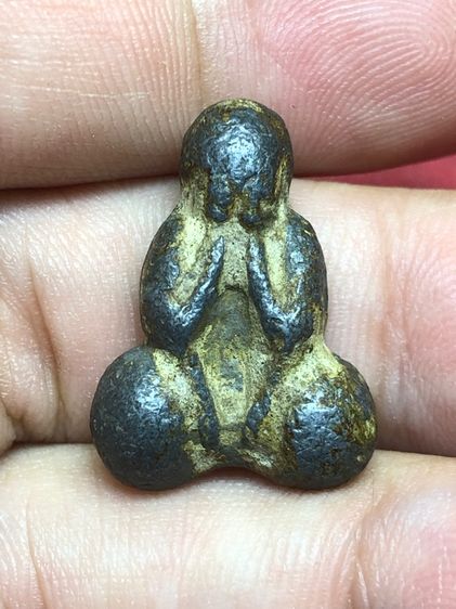 พระปิดตาหลวงพ่อเดิมพิมพ์สองหน้า รูปที่ 3