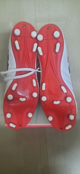 ขายรองเท้าสตั๊ด PAN Wave 2 สีขาวแดง สภาพใหม่ ไม่ผ่านการใช้งาน ไซด์ 11us  รูปที่ 3