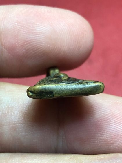 จอบเล็กหล่อโบราณยุคต้น รูปที่ 8