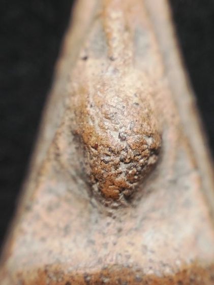 พระนางพญาเนื้อดินครับ รูปที่ 4