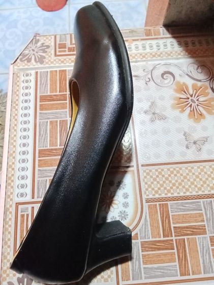 รองเท้าคัทชู  รูปที่ 6