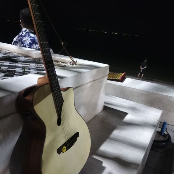 ขายกีต้าร์โป่งไฟฟ้ามือสอง รูปที่ 3