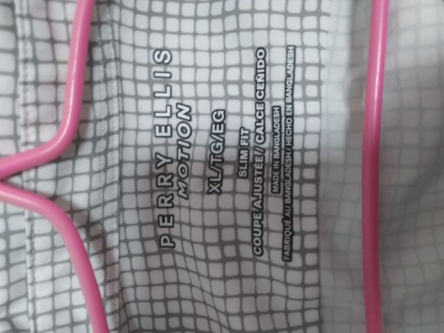 เสื้อเชิ๊ตมือสองขนาดตามรูป200บาทค่าส่ง40บาท รูปที่ 2