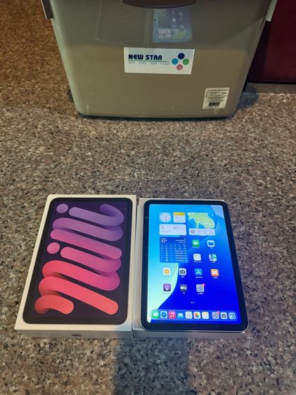 ขายiPadMini6สีใหม่Purple256กิ๊กWifi Celluer ใส่ซิมได้ยกกล่องอีมี่ตรงมีใบเสร็จครบสูนTrueใช้งานดีทุกๆฟังชั่นถูกมากก
