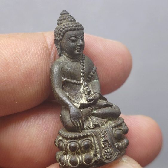พระกริ่งคุ้มเกล้า หน้าไทย ศิรากาศ เนื้อนวะโลหะ ปี 2522 พระพิธีใหญ่ สภาพสวย รับประกันแท้ รูปที่ 3