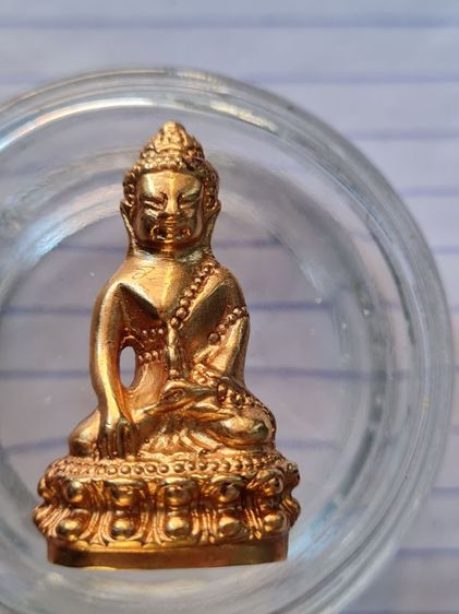 🟠013กริ่งลป.ทิม มีตอกโค๊ต เลข ๑๕ มีจารยันต์ เนื้อสีทองเก่า พระบ้านคุณตาสะสมไว้นานแล้วค่ะ รูปที่ 8