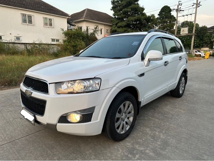 รถ Chevrolet Captiva 2.0 LTZ 2WD สี ขาว