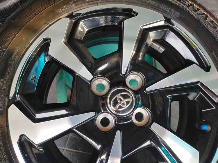 แม็กโตโยต้า ขอบ15 สีเดิม พร้อมยางดันลอป 185 60 15 ปี23 ใส่ yaris vios ได้ทุกรุ่น ยางสวยทุกเส้น รูปที่ 5