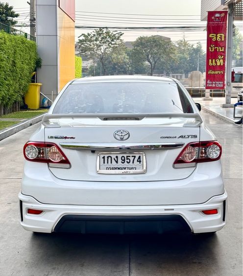 Toyota Altis 2012 1.8 TRD Sportivo Sedan เบนซิน ไม่ติดแก๊ส เกียร์อัตโนมัติ ขาว รูปที่ 4