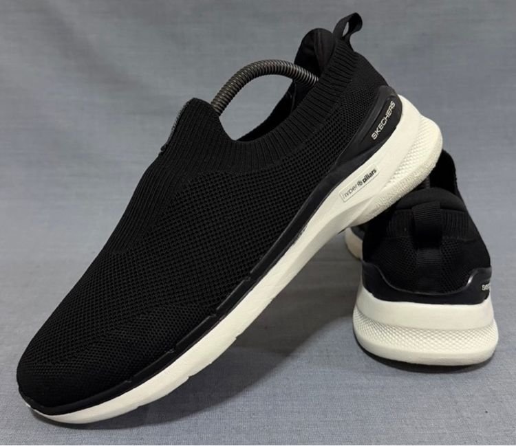 Skechers Slip on Size43 ส่งฟรี