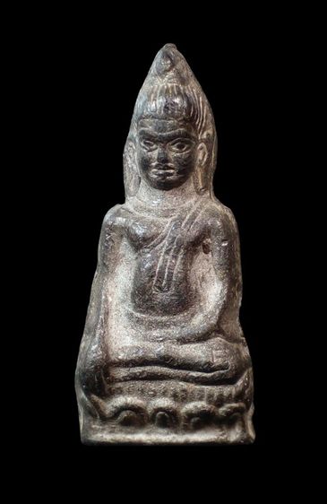 พระหูยาน เนื้อชิน