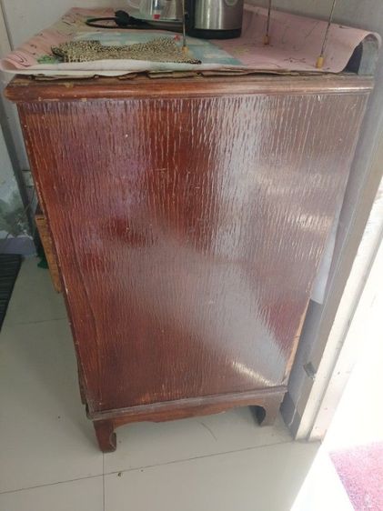 ขายตู้ เก้าอี้ไม้เก่าโบราณ รูปที่ 3