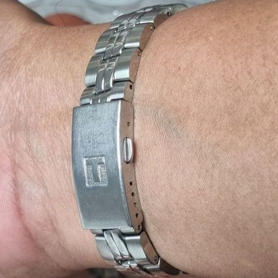 นาฬิกาTissot(Swiss made)35มิล(Rolex Boy Size)นาฬิกา tisso หลักเพชรแท้ ครบยกกล่อง ออกห้าง เกือบ 20,000 บาท ส่งต่อราคาเบาๆ 7,800 บาทครับ ได้นาฬิกาสวิสแท้ๆ รูปที่ 9