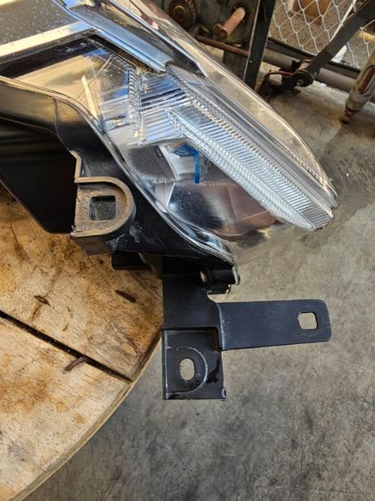 ไฟหน้าฟอร์จูนเนอร์ รูปที่ 2