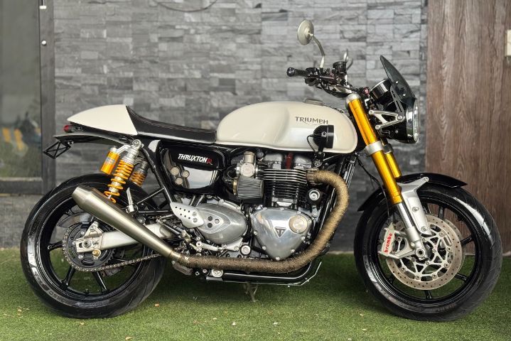 🔥TRIUMPH  THRUXTON 1200 R จดทะเบียน ปี 2018 รุ่นปี ค.ศ. 2017 🔥  รูปที่ 2